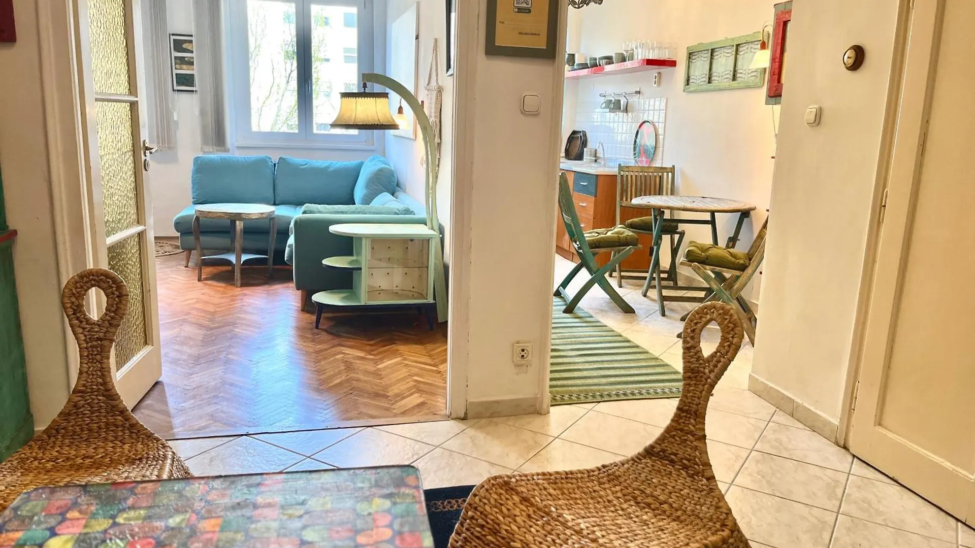 Cozy Art Flat Downtown Buda Budapest