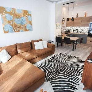  Apartment On The Castle Hill, Near Chain Bridge